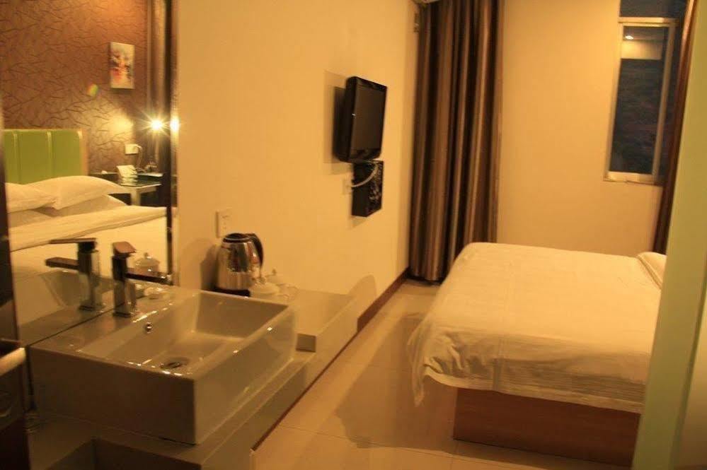 Yangshuo Harbour View Hotel Exterior foto